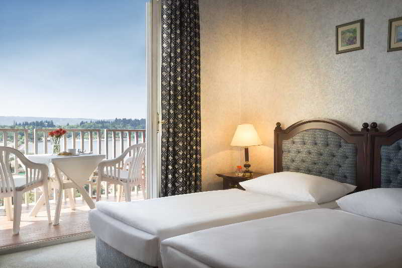 Remisens Casa Rosa - Hotel Metropol Annexe Порторож Екстериор снимка
