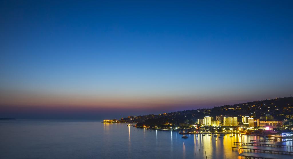 Remisens Casa Rosa - Hotel Metropol Annexe Порторож Екстериор снимка