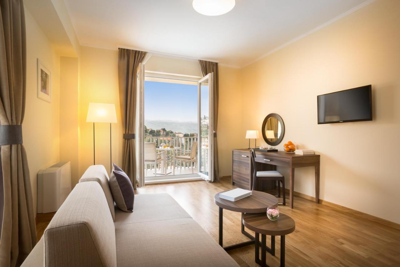 Remisens Casa Rosa - Hotel Metropol Annexe Порторож Стая снимка