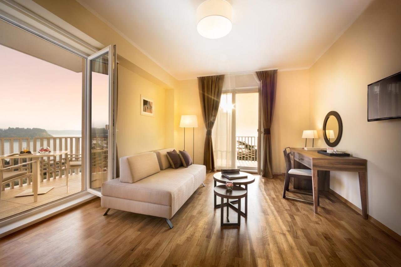 Remisens Casa Rosa - Hotel Metropol Annexe Порторож Стая снимка